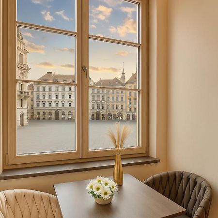 Aparthotel Lavilo Main Square Graz Luaran gambar